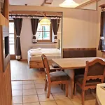 Amadelodge 瓦格赖恩