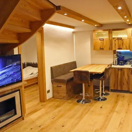 Amadelodge