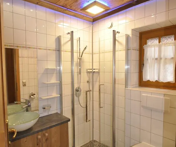 Amadelodge