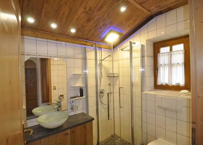 アパート Amadelodge *