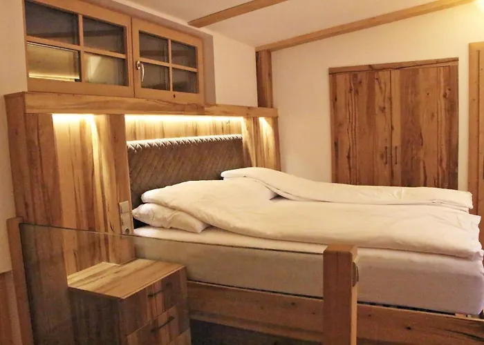 アパート Amadelodge