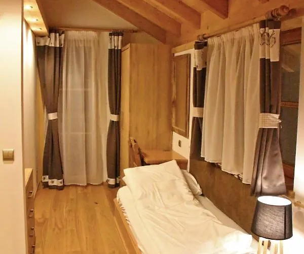 Amadelodge アパート ヴァークライン