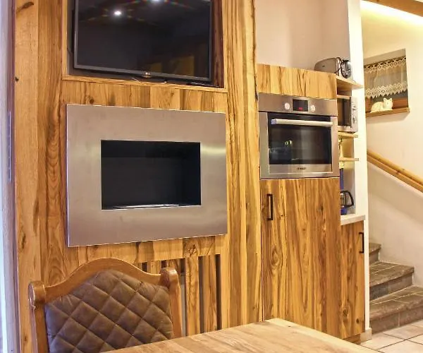 アパート Amadelodge ヴァークライン